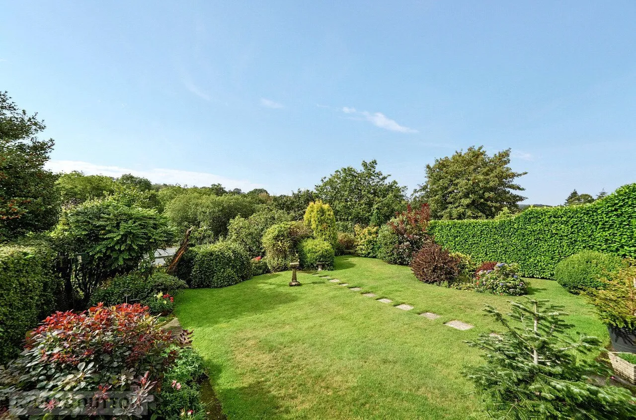Coombes Lane, Charlesworth, SK13, photo 20