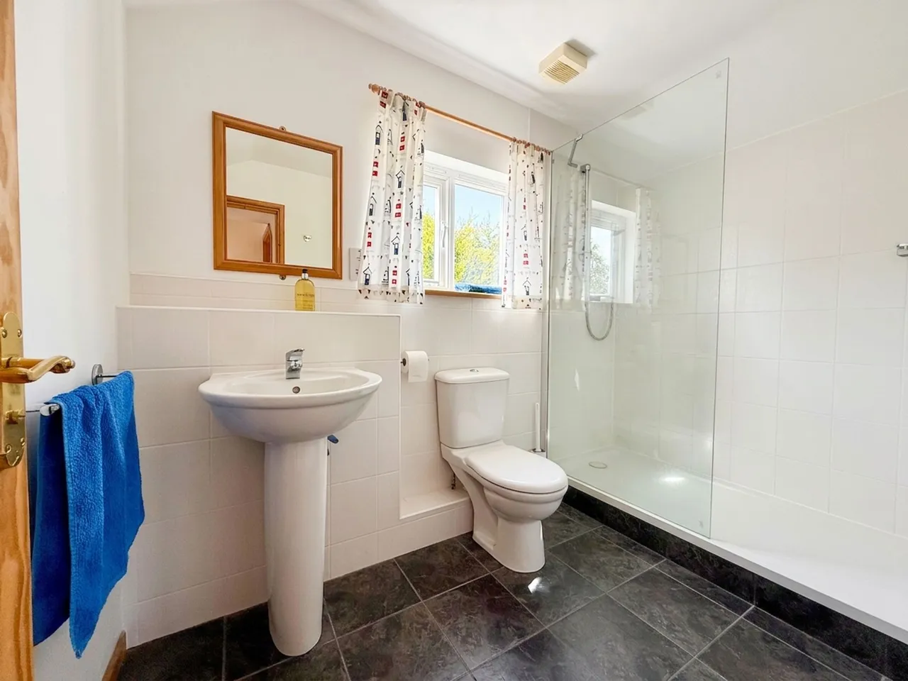 Tredova Crescent, Falmouth, TR11, photo 21