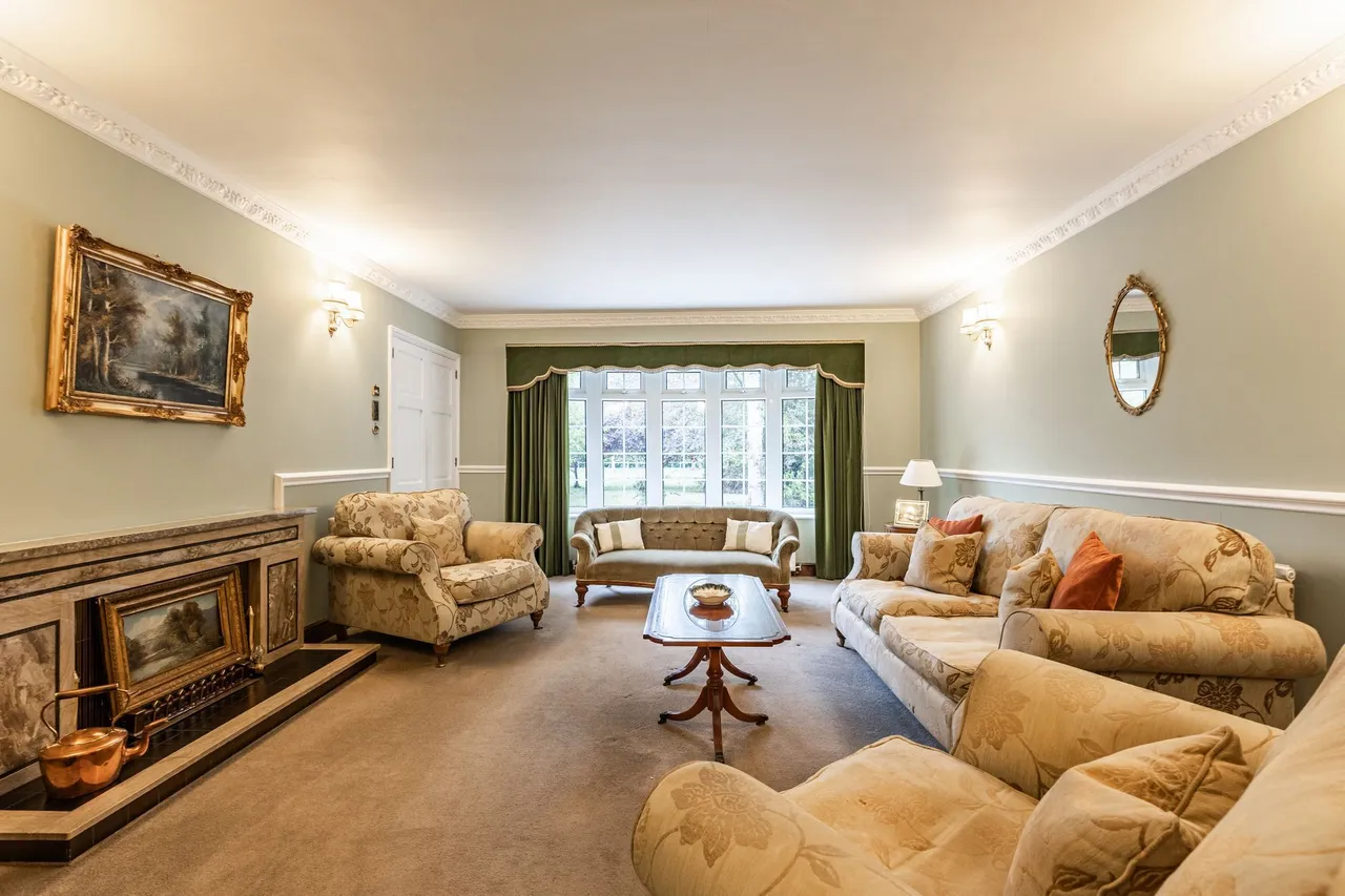 Detached Spacious Home in Walpole St, photo 8