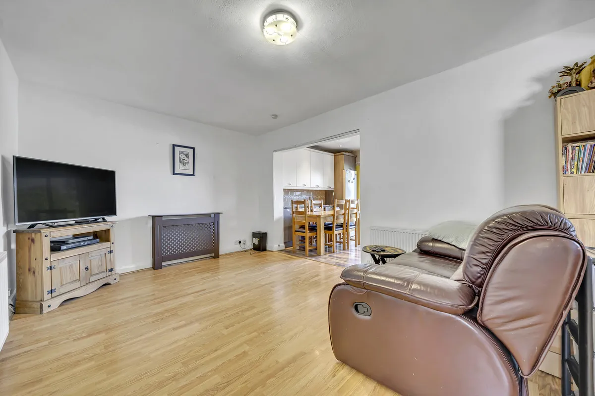 Clockhouse Lane, Romford, RM5, photo 8