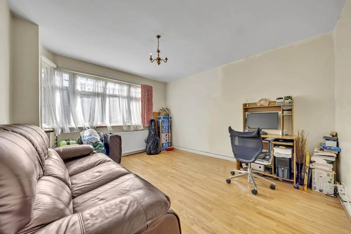 Clockhouse Lane, Romford, RM5, photo 6