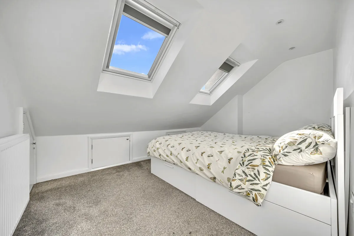 Clockhouse Lane, Romford, RM5, photo 17