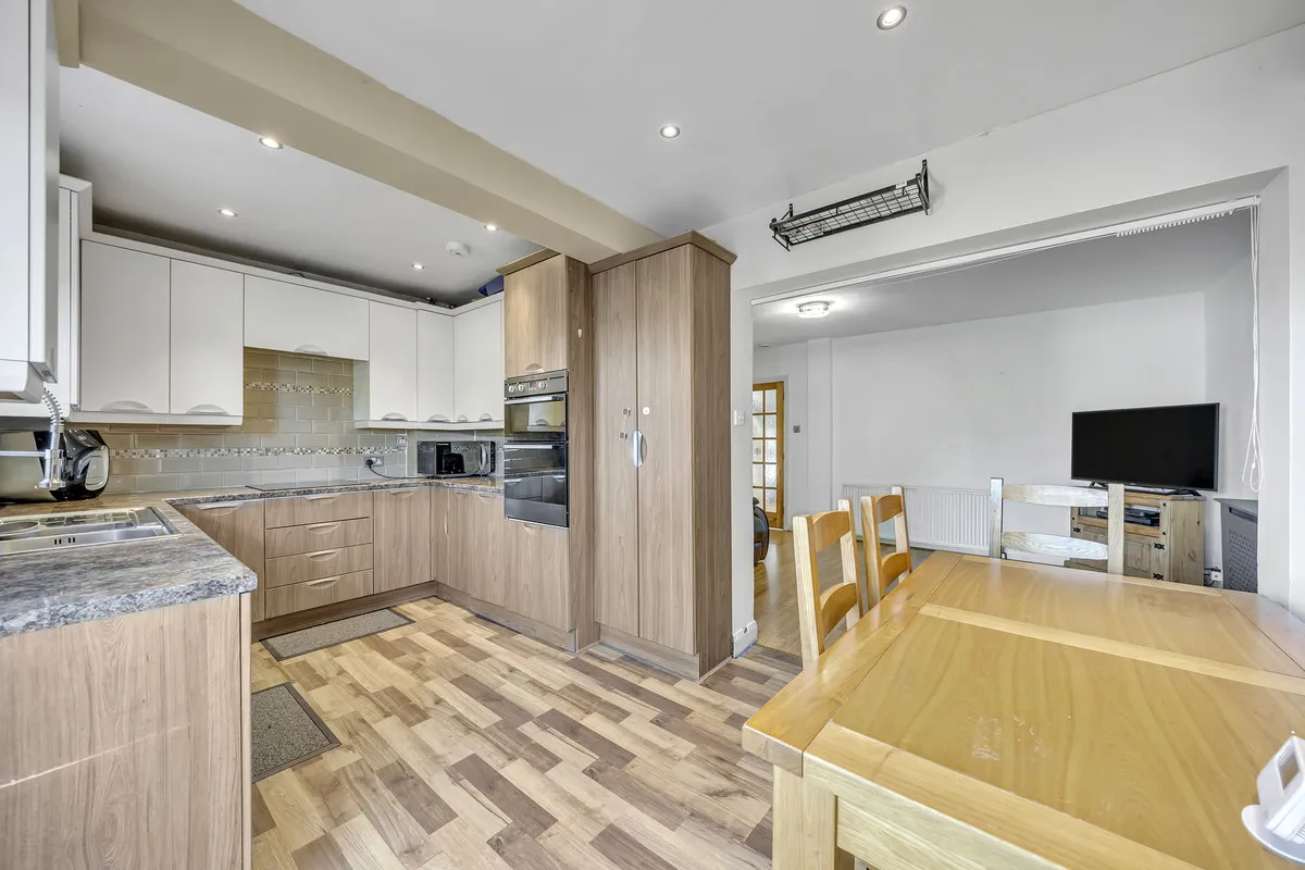 Clockhouse Lane, Romford, RM5, photo 2