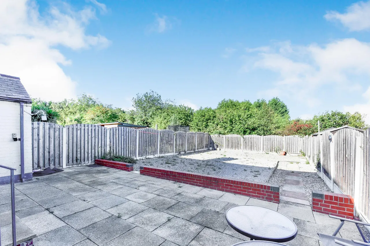 Highfield Road, Greasbrough, S61, photo 11