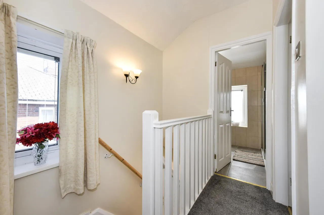 Highfield Road, Greasbrough, S61, photo 12