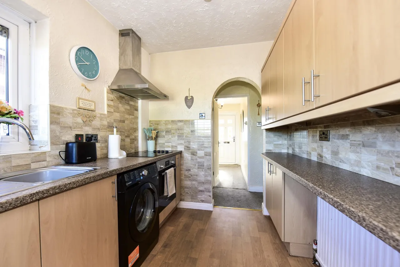 Highfield Road, Greasbrough, S61, photo 9