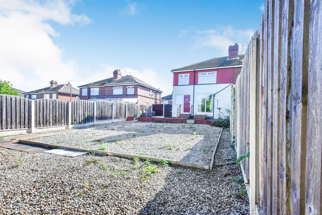 Highfield Road, Greasbrough, S61, photo 22