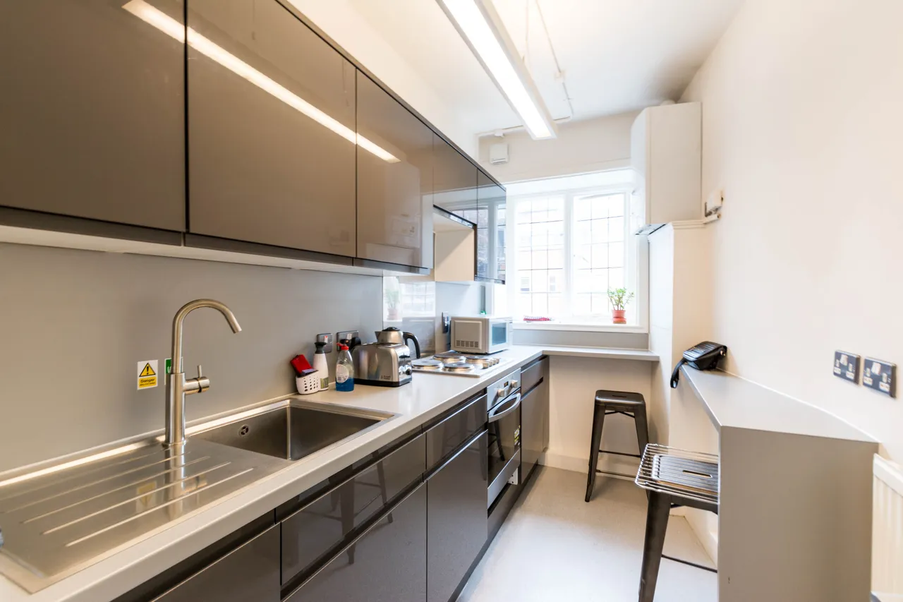 10c Kimmerston House, 1 Udall Street, London, photo 4