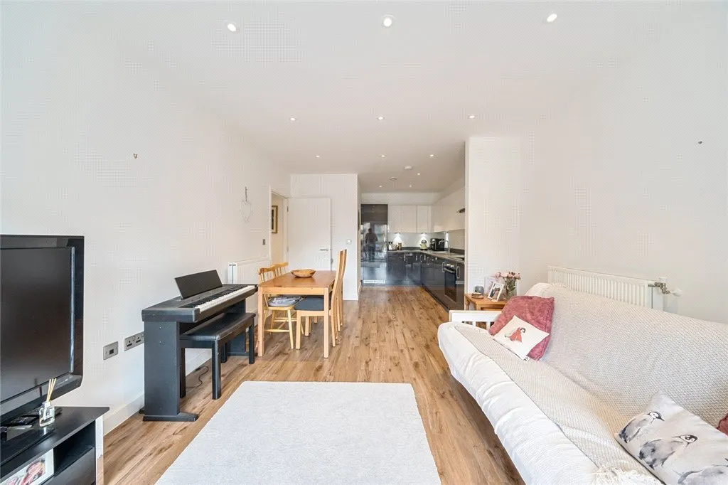 Rolfe Terrace, SE18, photo 11