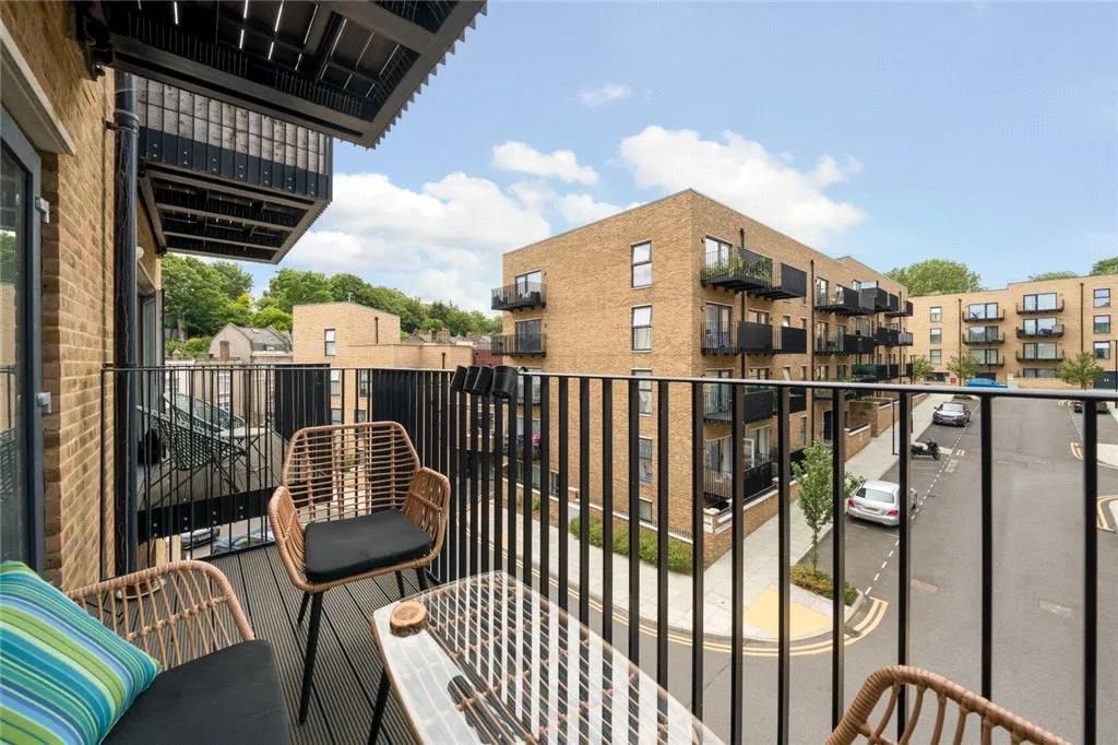 Rolfe Terrace, SE18, photo 3