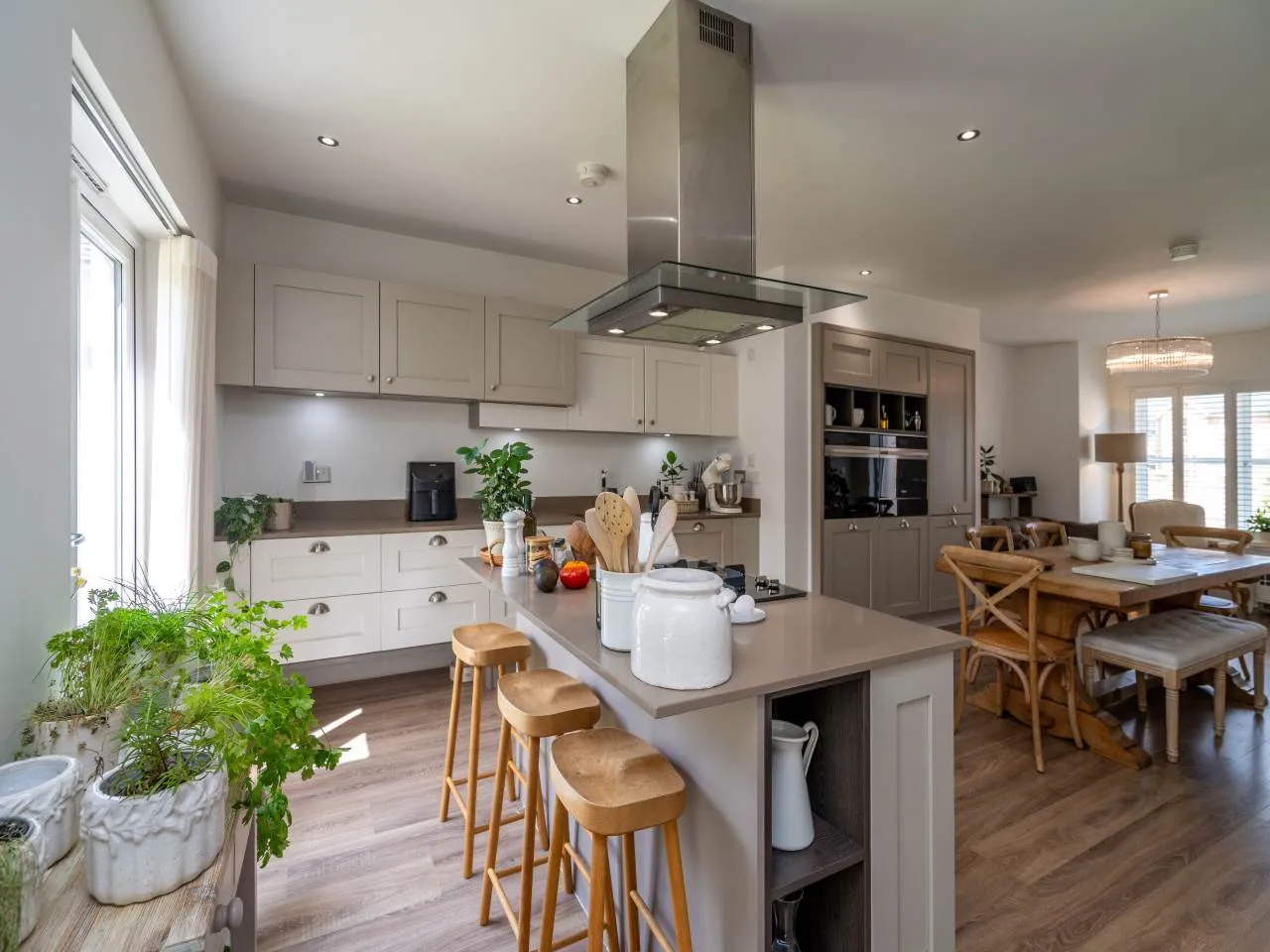 Shiel Hall Circle, Rosewell, EH24 9DE, photo 8