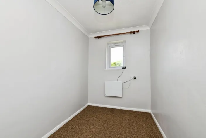 PITSEA MOUNT, BASILDON, photo 6