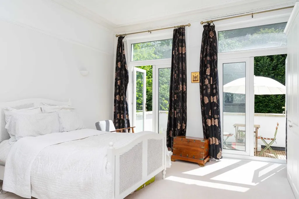 Birdhurst Rise, South Croydon CR2 7EJ, photo 13