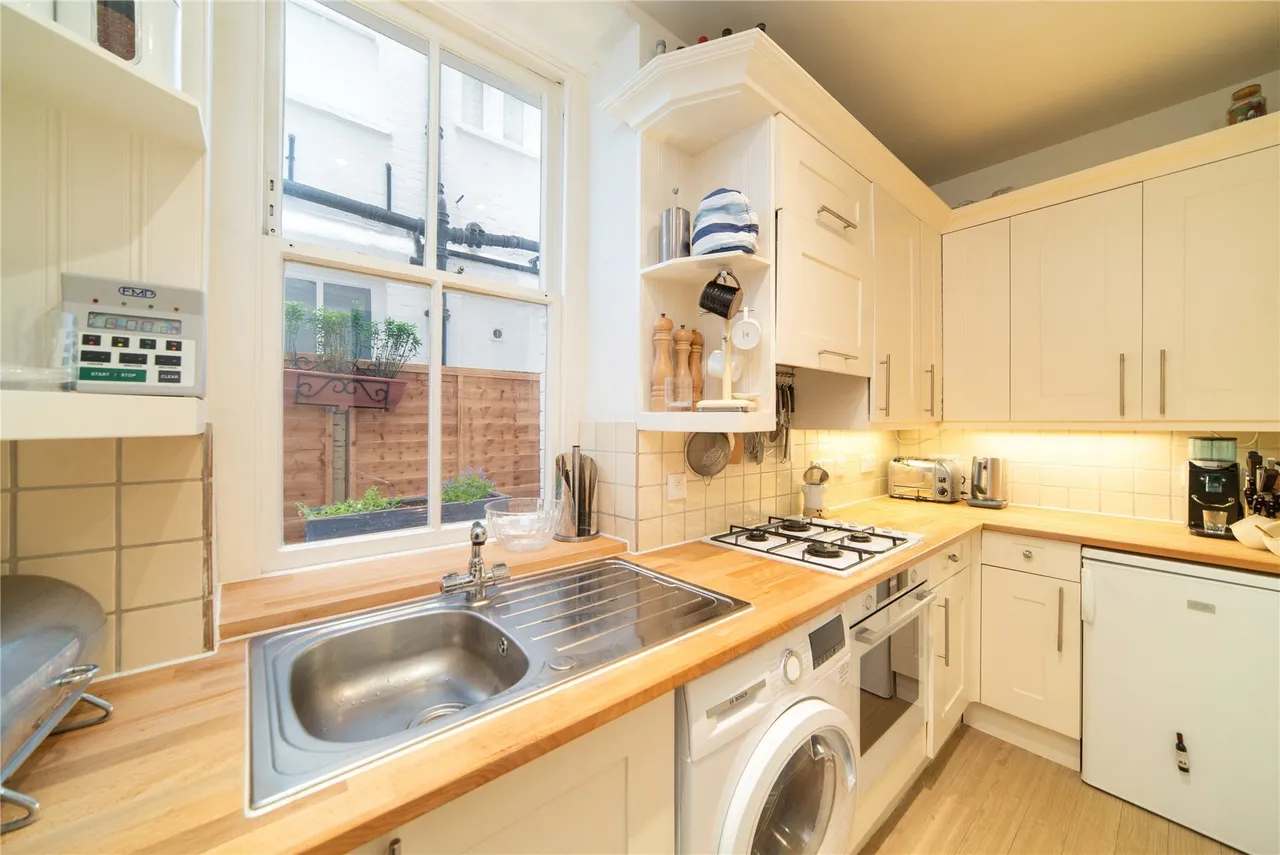 St. Loo Avenue, Chelsea, London, SW3, photo 3