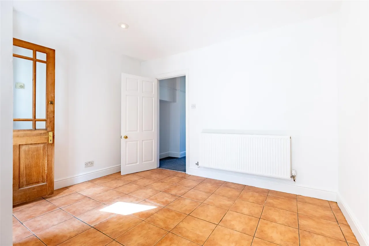 Ashton Road, Siddington, GL7, photo 11