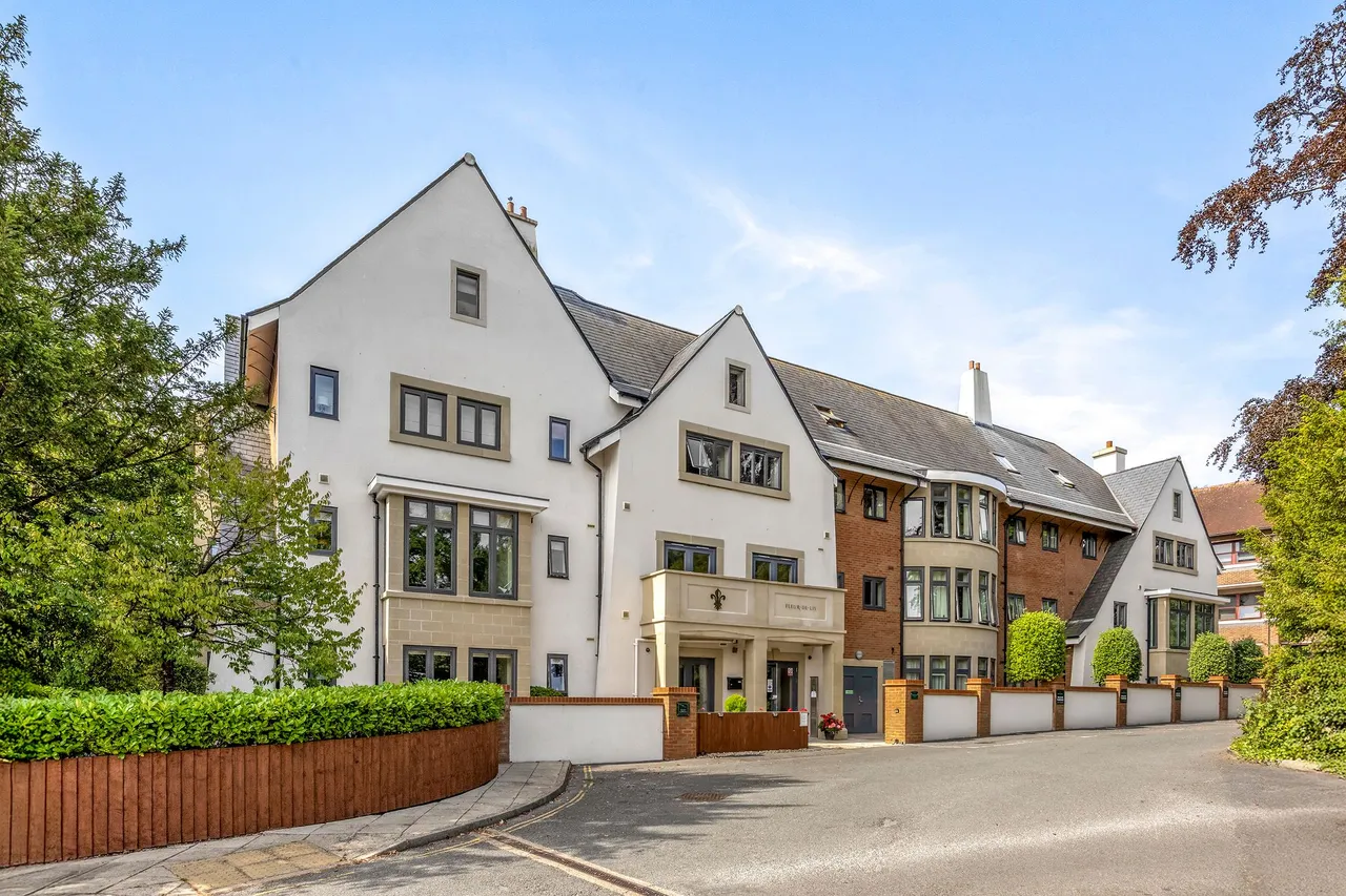 2 bed property for sale, Bolnore Road, Fleur De Lis, RH16