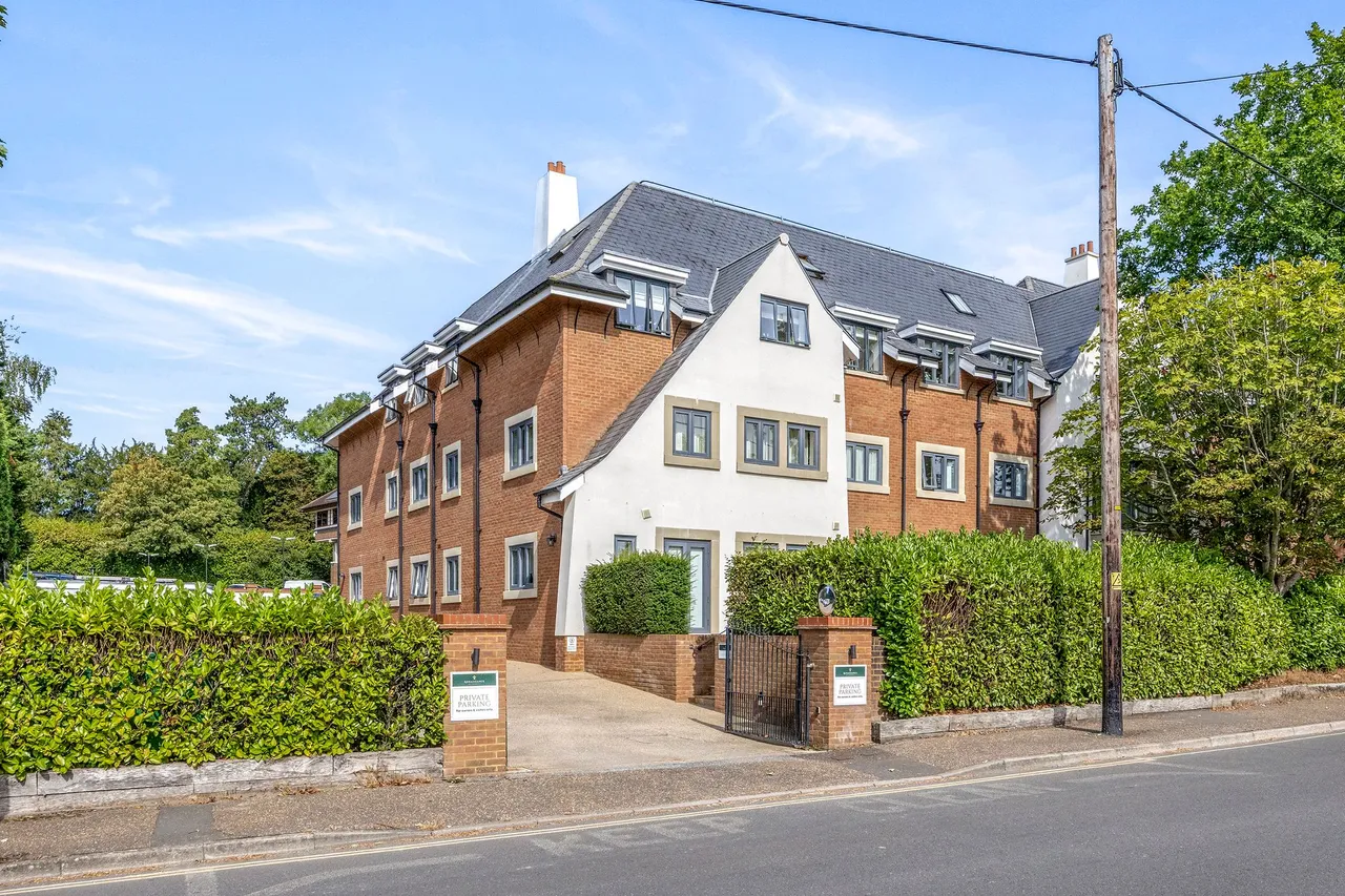 Bolnore Road, Fleur De Lis, RH16, photo 20