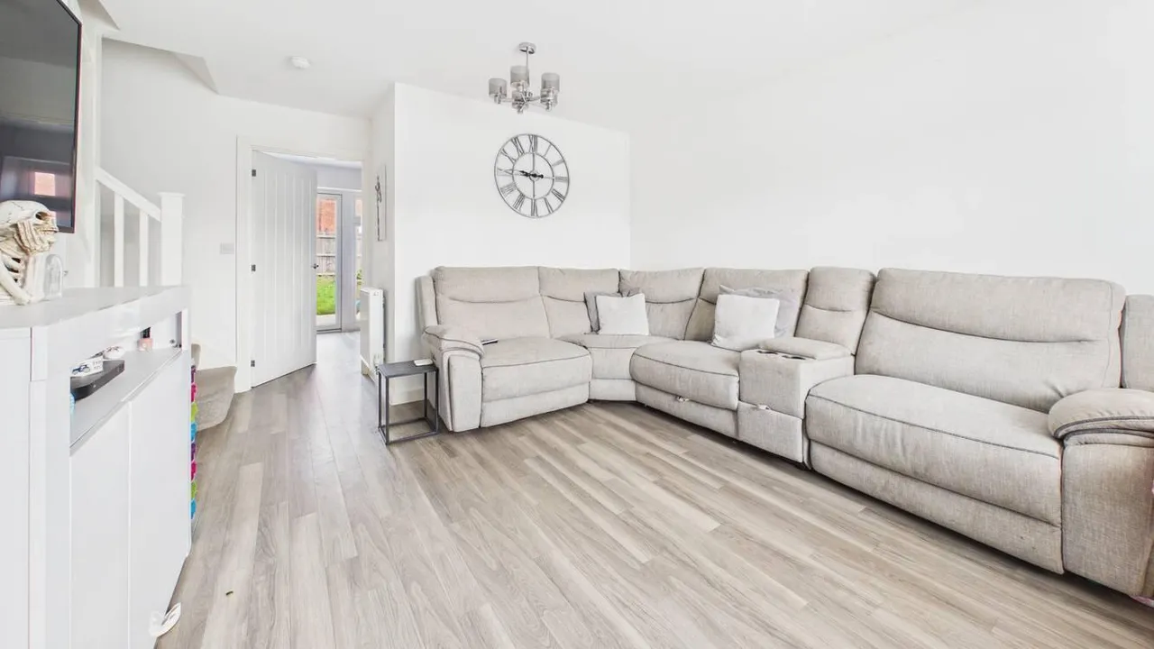 Craigmore Close, Bourne, photo 12