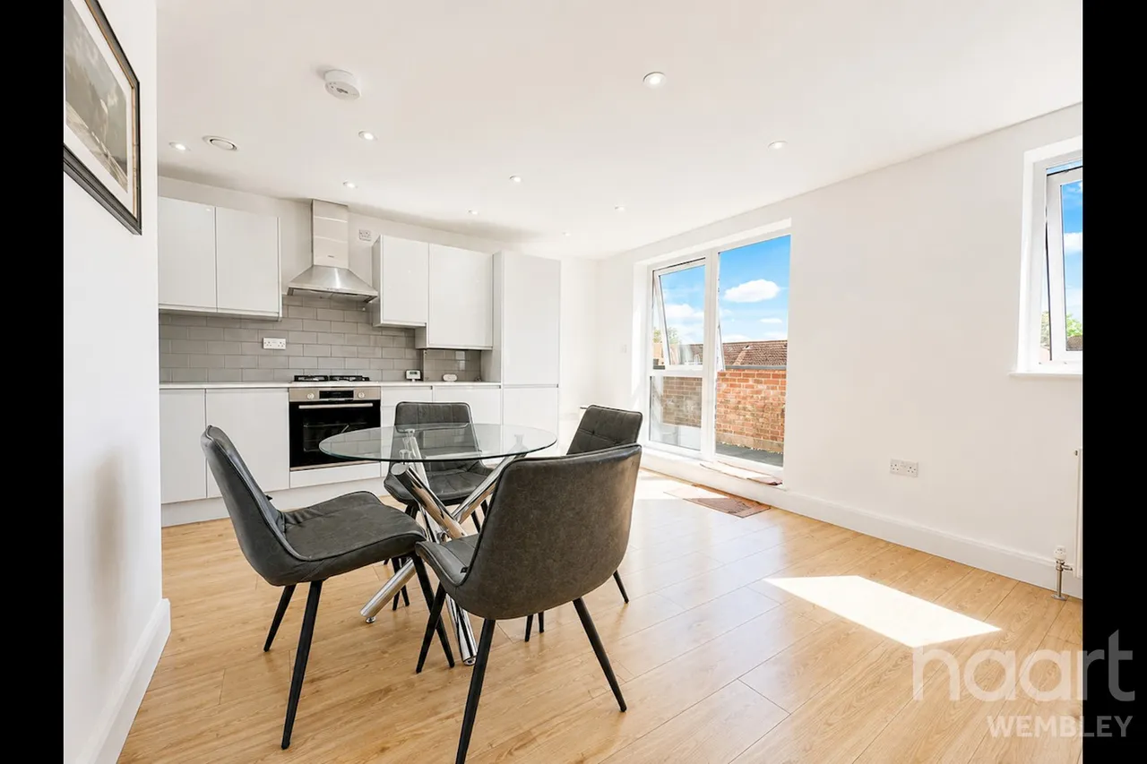Crawford Avenue, HA0, photo 4