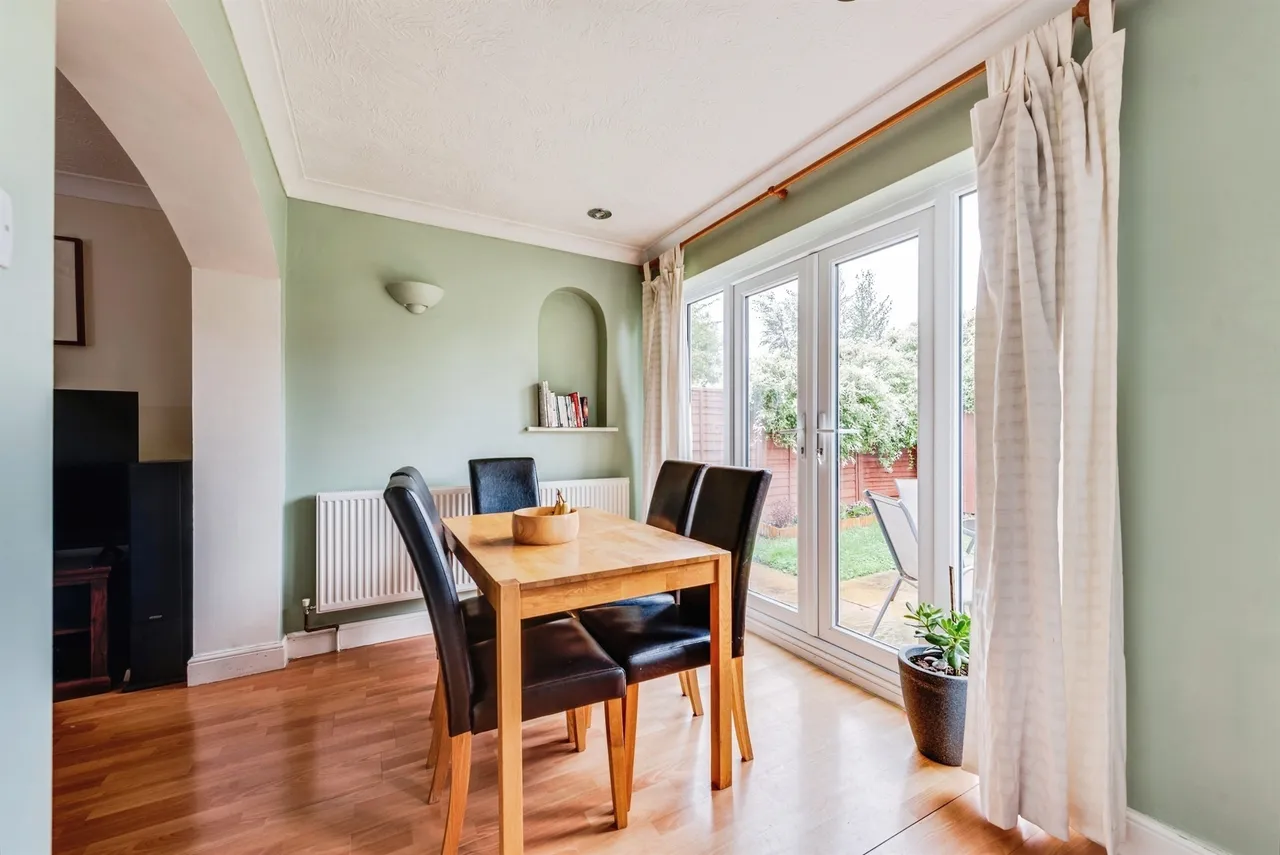 Sixpenny Lane, Chalgrove, OX44, photo 7