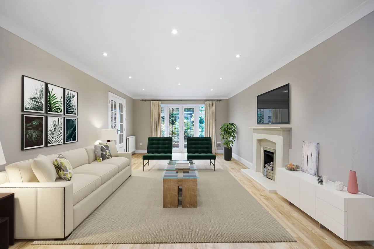 5 bed house to rent — Clive Road, Esher, Surrey, KT10