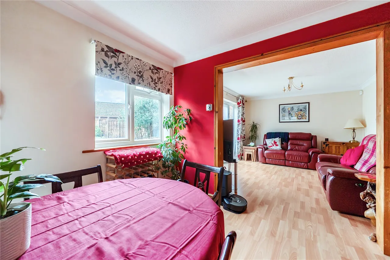 Albert Road, Bagshot, GU19, photo 12