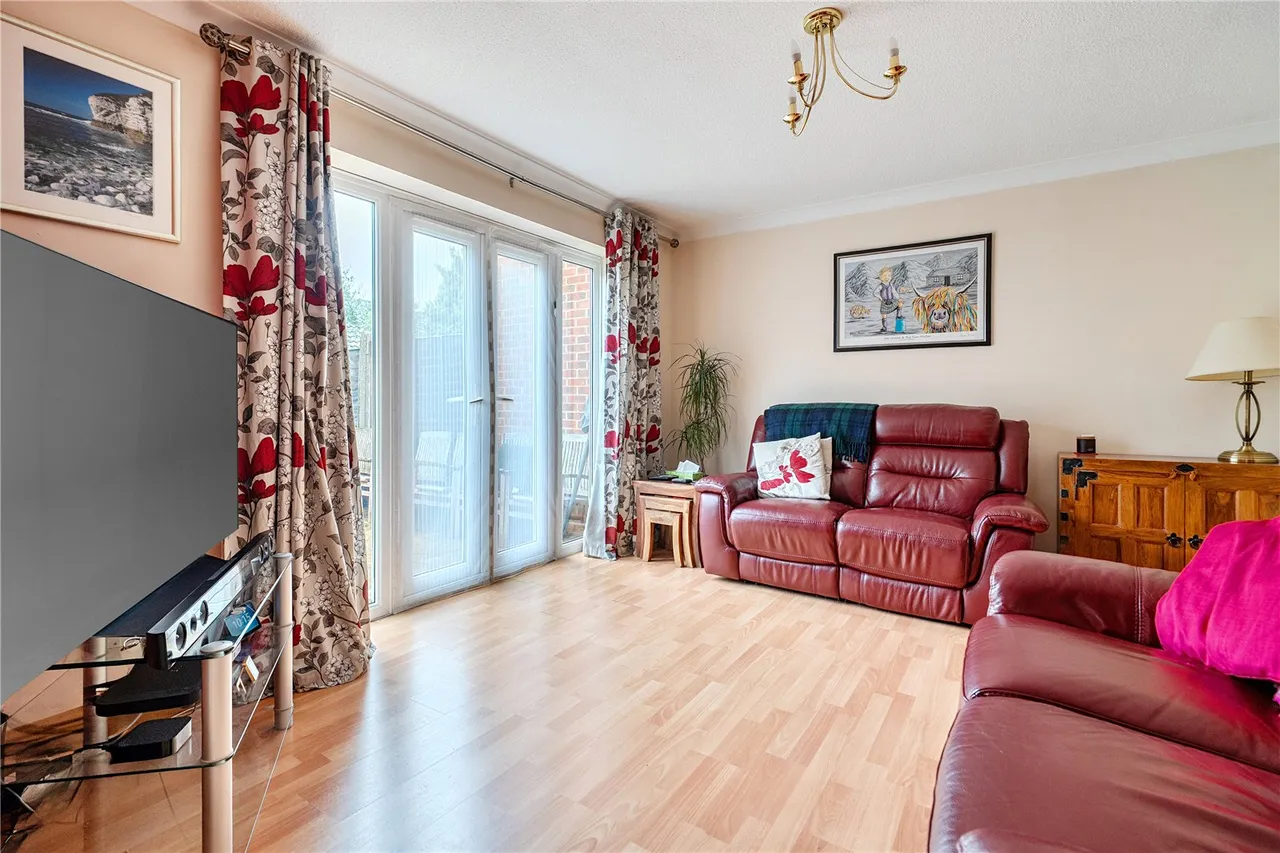 Albert Road, Bagshot, GU19, photo 11