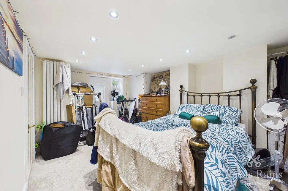 Cotton Street, Wakefield, West Yorkshire, WF2, photo 7