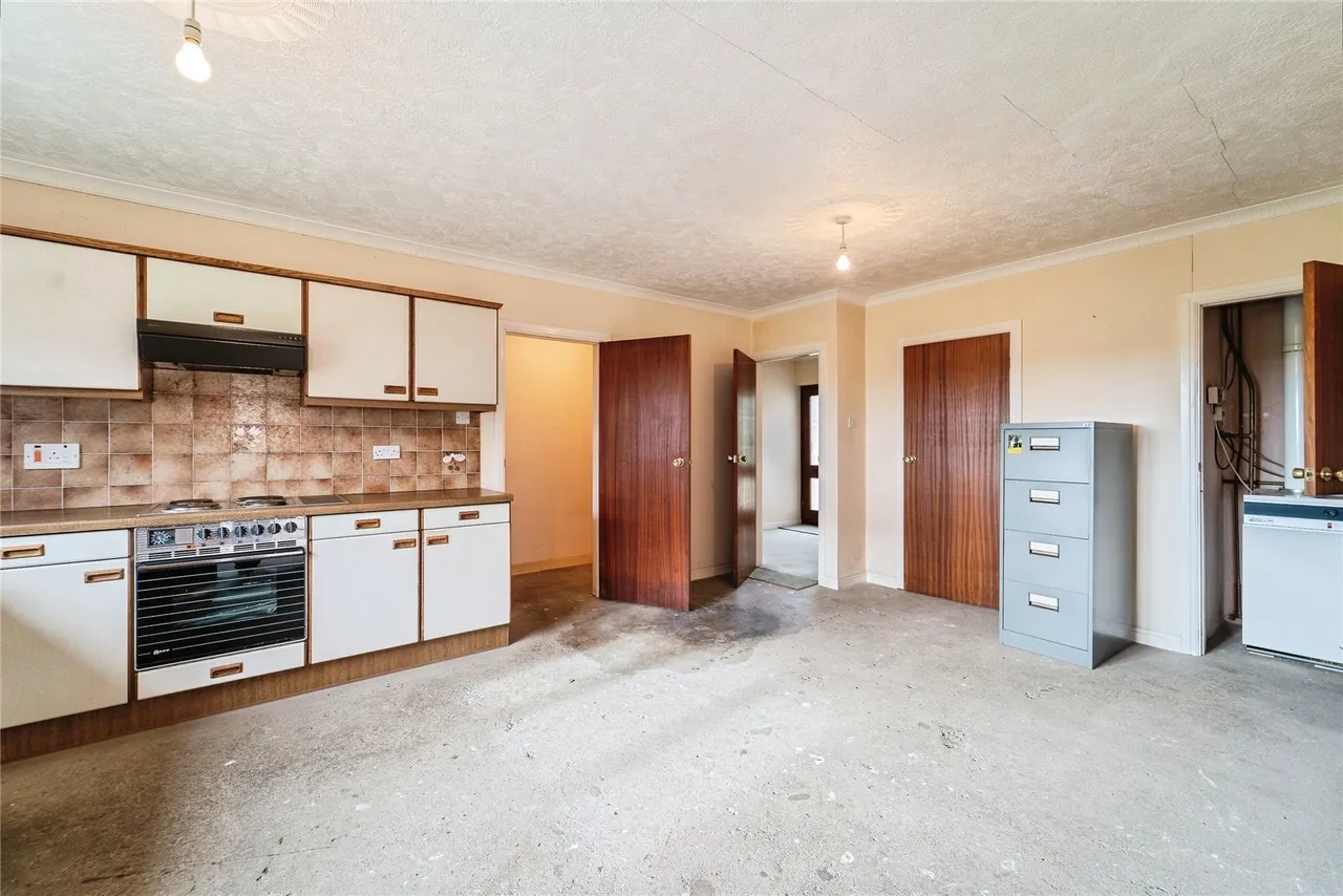 New Road, Hook, SA62, photo 8