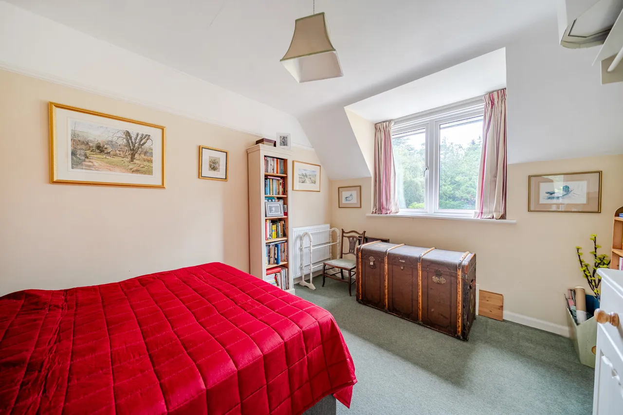 The Close, Farnham, GU9, photo 11