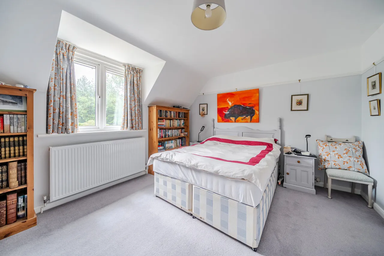 The Close, Farnham, GU9, photo 8