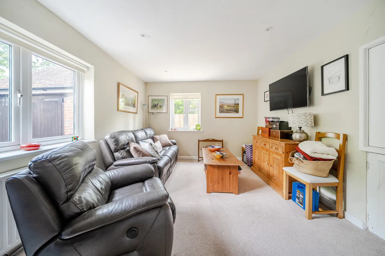 The Close, Farnham, GU9, photo 7