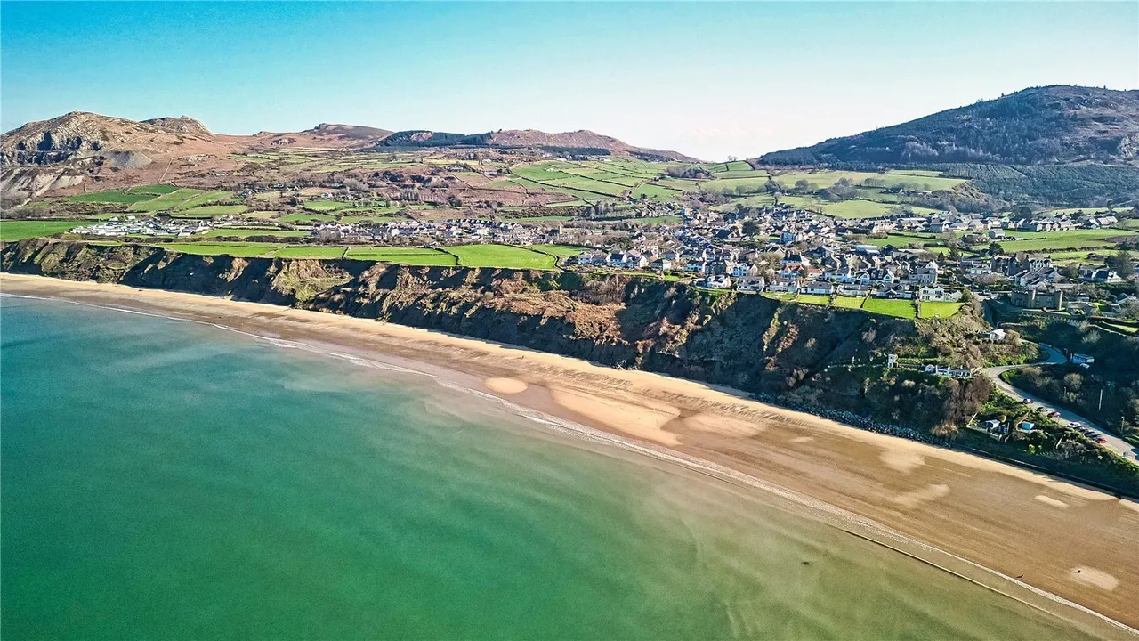 Mynydd Nefyn, Nr Pwllheli, LL53, photo 23