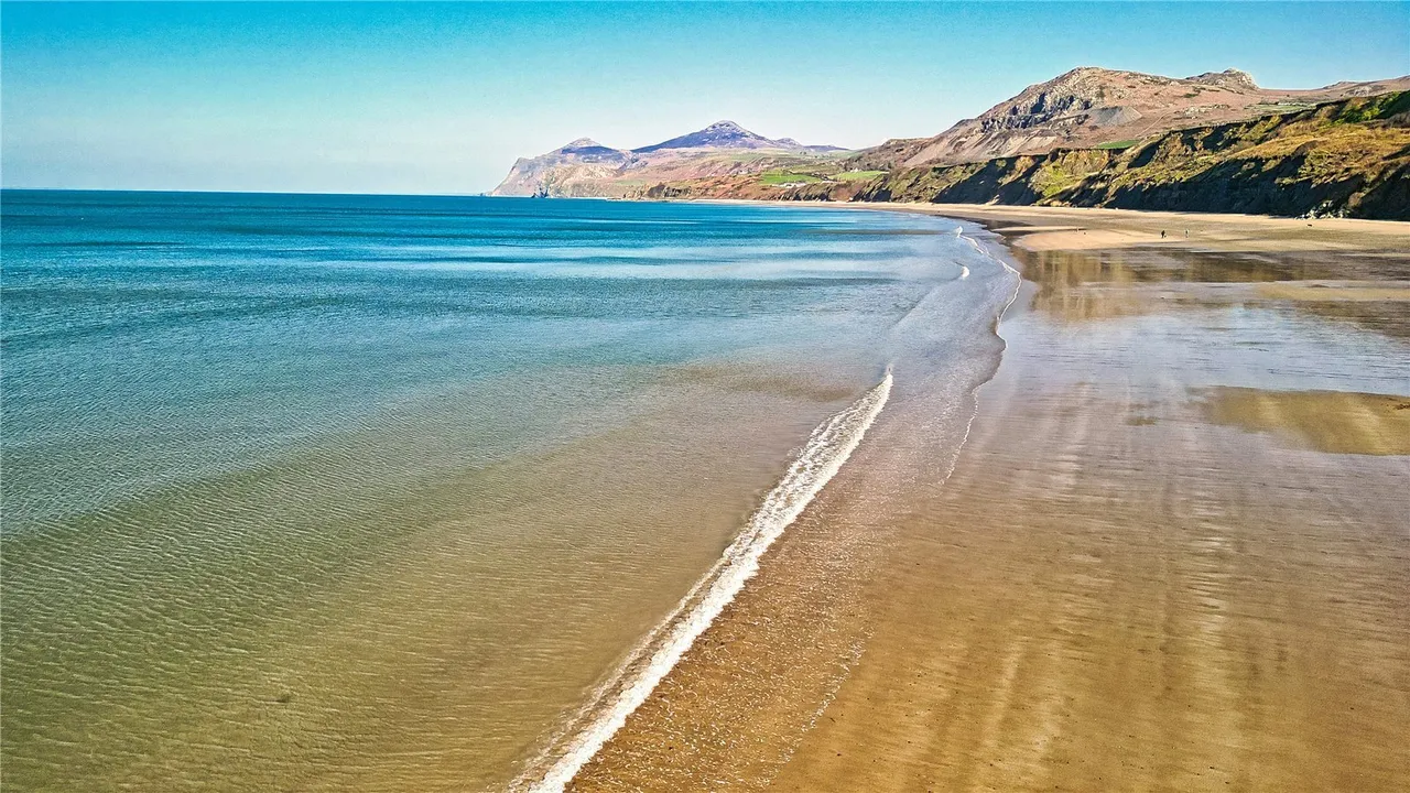 Mynydd Nefyn, Nr Pwllheli, LL53, photo 22