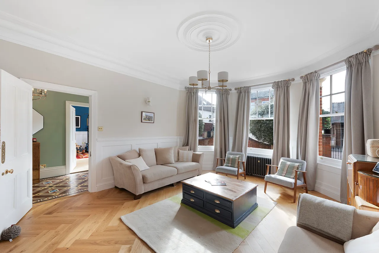 Avenue Road, St. Neots, PE19, photo 6