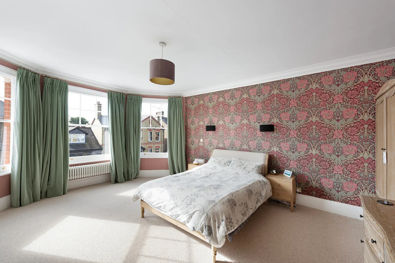 Avenue Road, St. Neots, PE19, photo 10