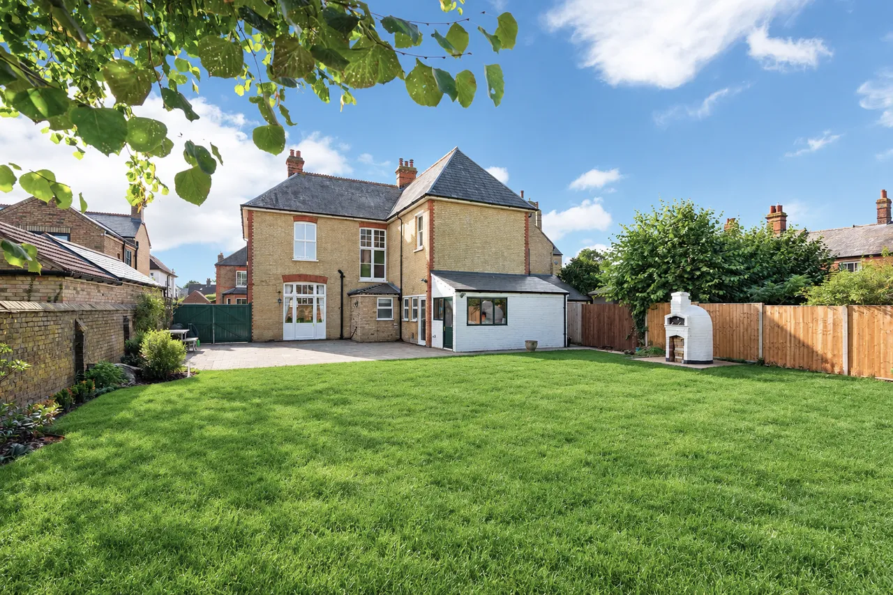 Avenue Road, St. Neots, PE19, photo 19