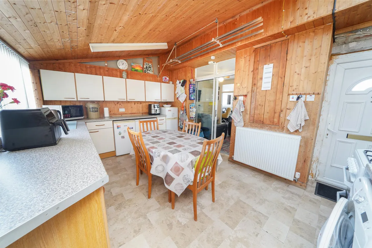 Arthur Street, Ammanford, SA18, photo 6