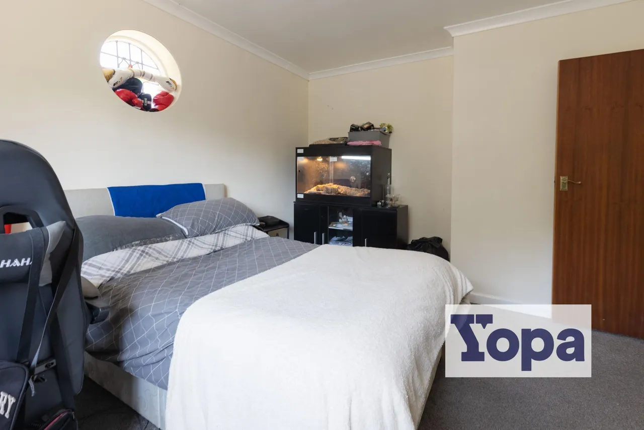 Castle Lane East, Bournemouth, BH7, photo 17