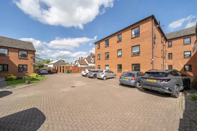 1 bed flat for sale, Bridge Court, Leominster, HR6