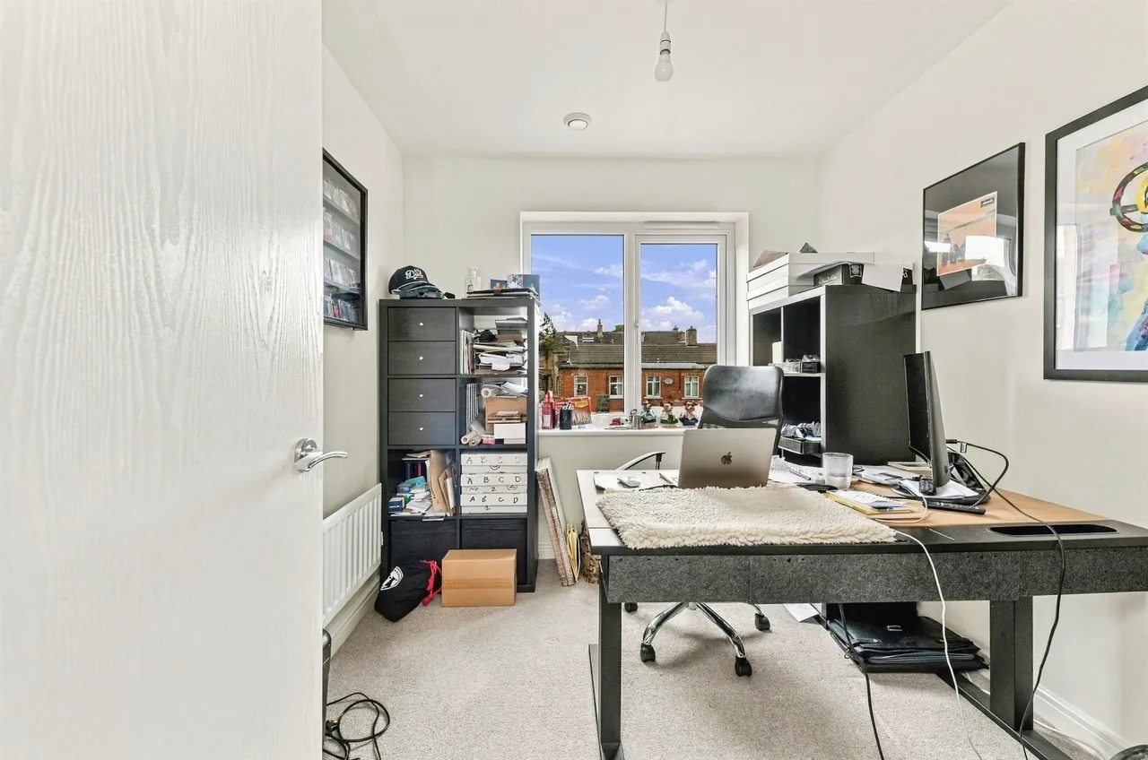 Turnstone Way, Huddersfield, HD4, photo 9