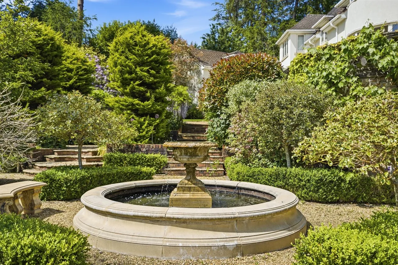 Castle Hill, Prestbury, photo 38