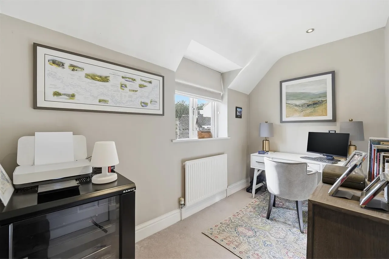 Castle Hill, Prestbury, photo 25