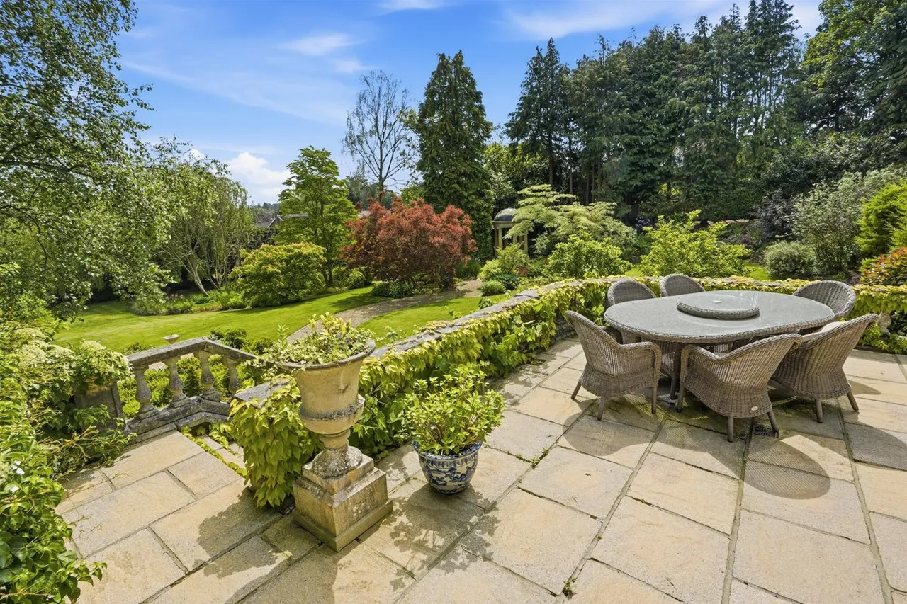 Castle Hill, Prestbury, photo 30