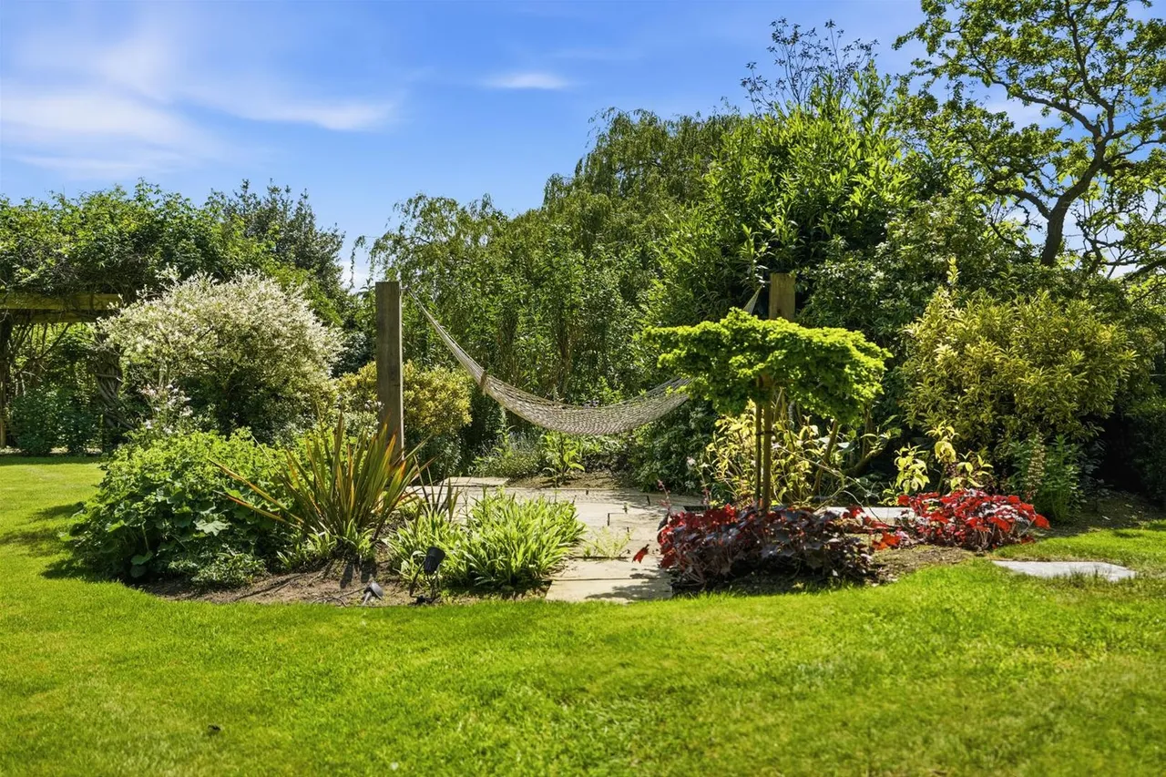 Castle Hill, Prestbury, photo 47