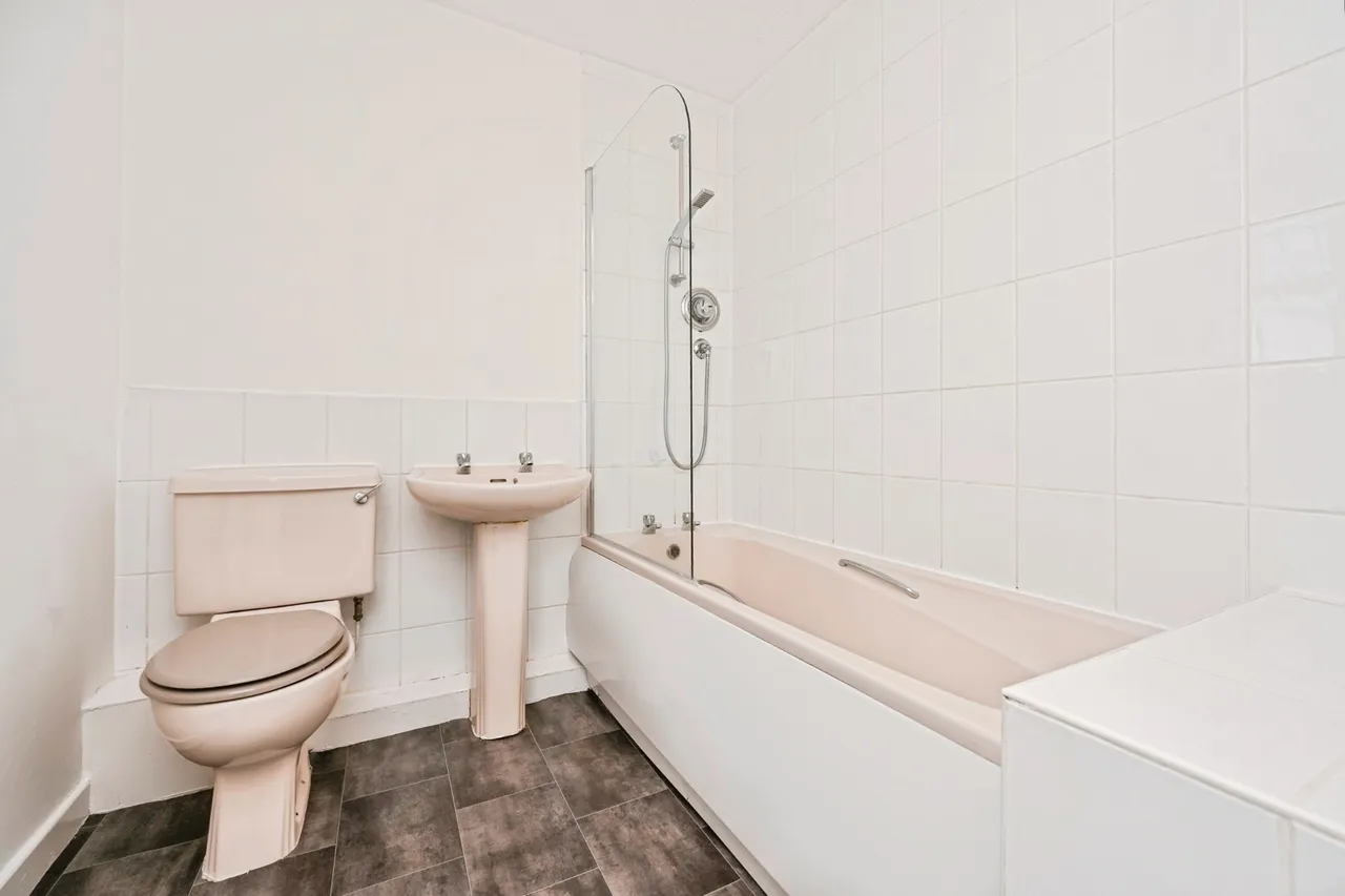 All Hallows Drive, Liverpool, L24, photo 14