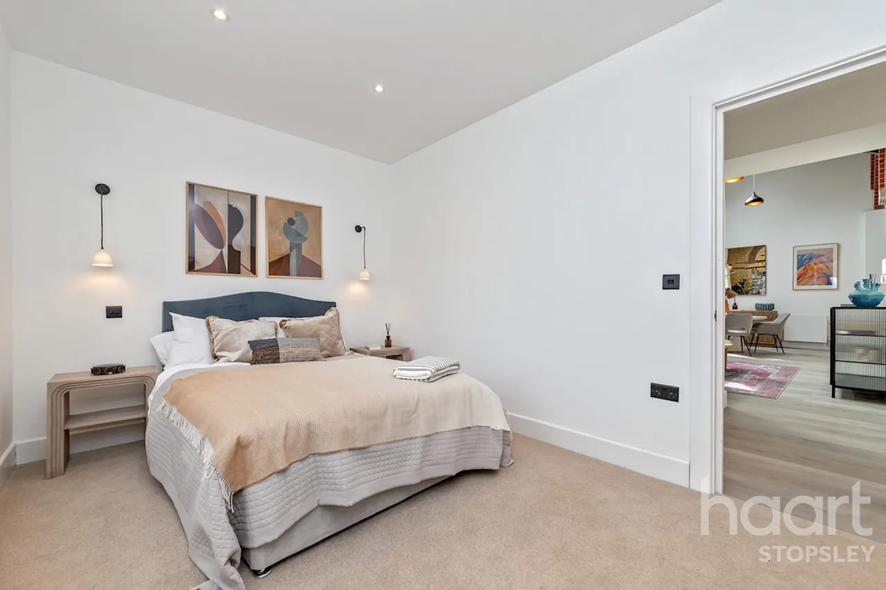 Mallard Road, Abbots Langley, WD5, photo 14