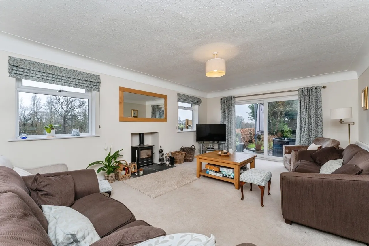 Manor Park, Great Barrow, CH3, photo 6