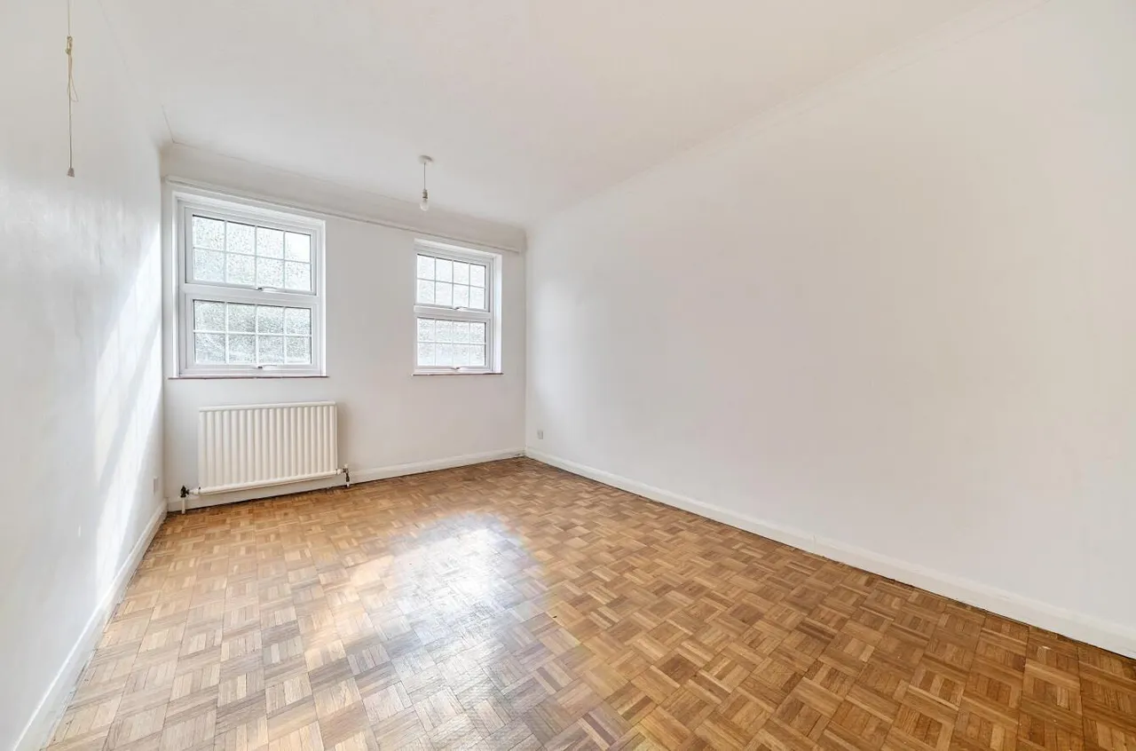 Upper Park Road, Camberley, photo 11