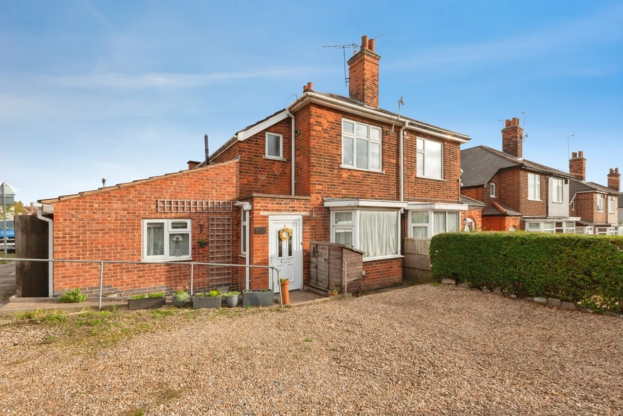 4 bed house for sale, Humberstone Lane, Leicester, LE4